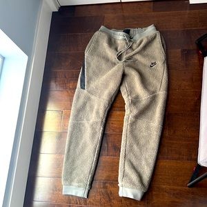 Like New Rare Nike Fleece Mens Joggers Size M